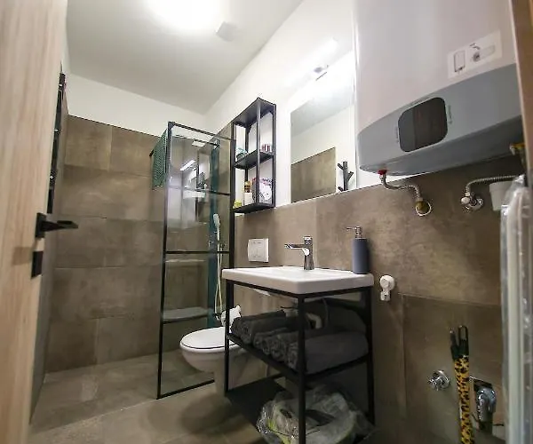 Hori Homes Appartement *