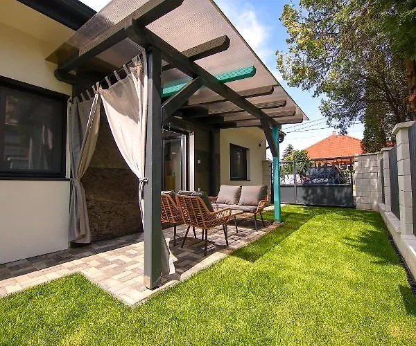 Hori Homes Appartement *